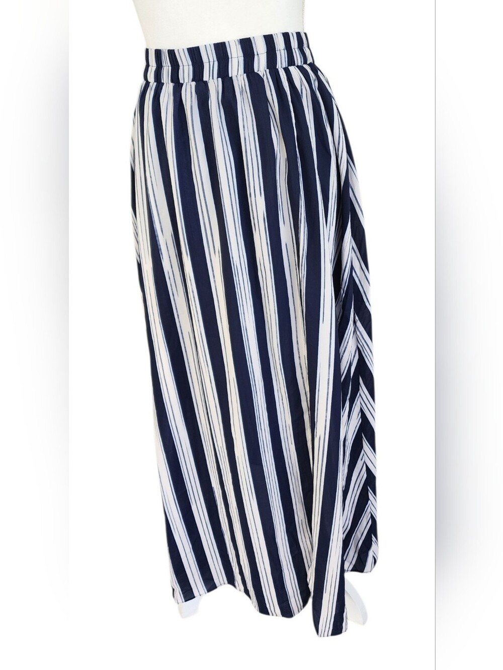 Lunemuse Navy and White Striped Maxi Skirt - Picture 4 of 10